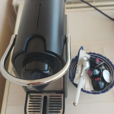 Belle Avec Terrasse Chez Particulier La Ciotat