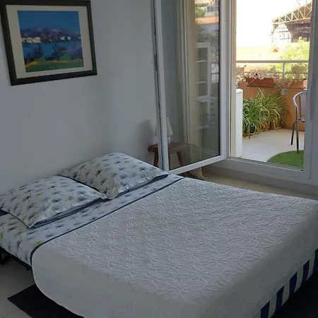 Belle Avec Terrasse Chez Particulier La Ciotat